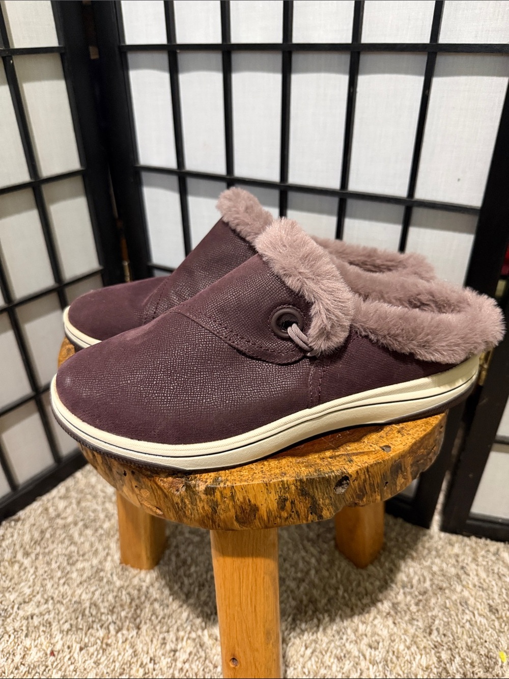 Cloudsteppers by Clarks Plush-Trim Slip-On Clog in Merlot Plum EUC 8.5 Breeze